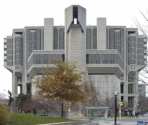  Здание библиотеки имени Джона Робартса университета Торонто 