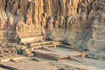 Храм Хатшепсут, Дейр-эль-Бахри Сенмут