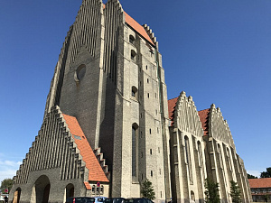 Церковь Грундтвига 
