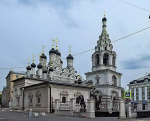 Храм иконы Божией Матери «Знамение» за Петровскими воротами 